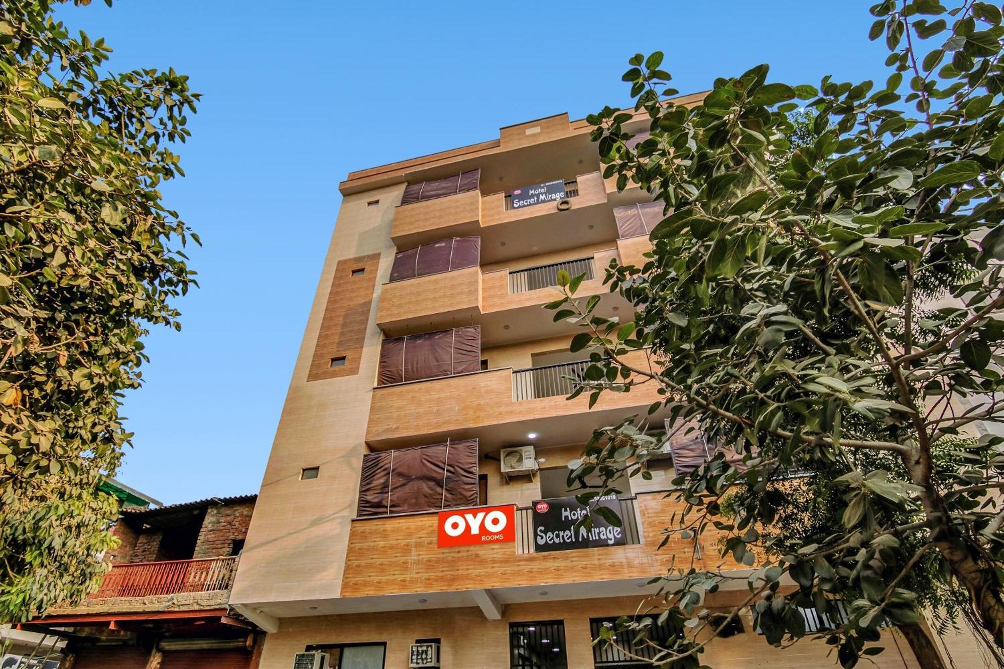 Flagship Hotel Secret Mirage Near Rithala Metro Station Ню Делхи Екстериор снимка