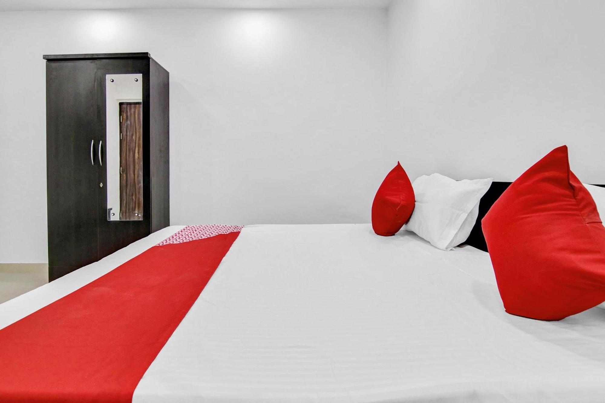 Flagship Hotel Secret Mirage Near Rithala Metro Station Ню Делхи Екстериор снимка